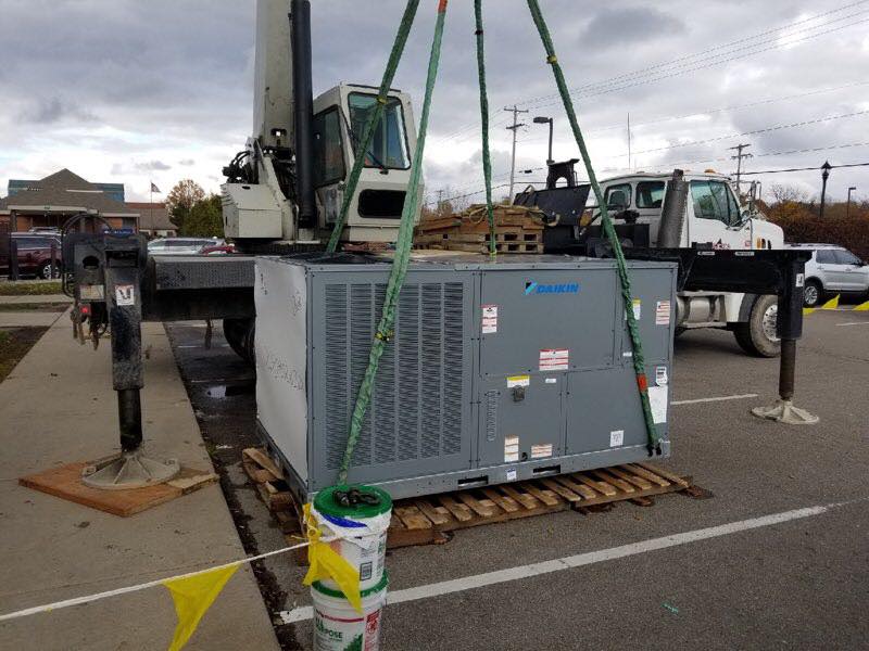 nail-studio-builder-has-intalled-a-brand-new-roof-top-HVAC-unit-7.5-tons_photo-1